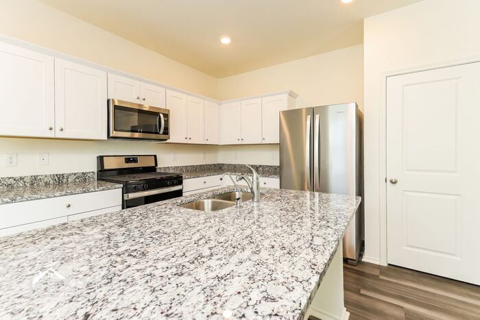 Building Photo - 5164 Firefly Hls