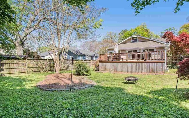 Building Photo - Two Bedroom Home For Rent