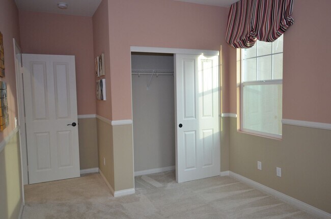 Building Photo - 1005 Sea Glass Wy