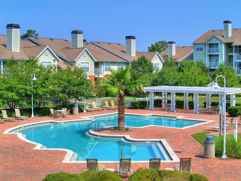 Governors Gate - 1600 Governors Dr Pensacola FL 32514 | Apartment Finder