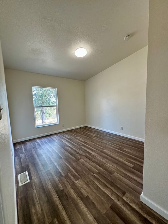 Building Photo - Private Country Retreat on 5 Acres – Modern Upgrades, Peaceful Setting