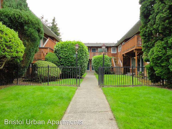 Building Photo - 3020 SE Waverleigh Blvd