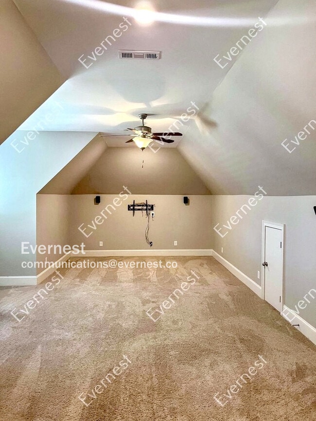 Building Photo - 2141 Sugar Mill Dr