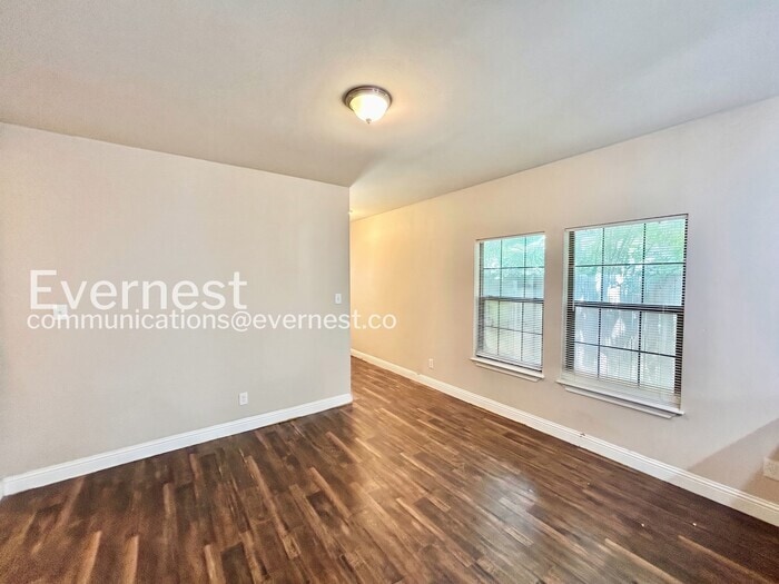 Building Photo - 3502 Edgewood St