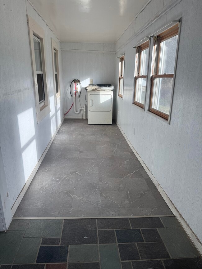 Building Photo - 1715 Co Rd 11