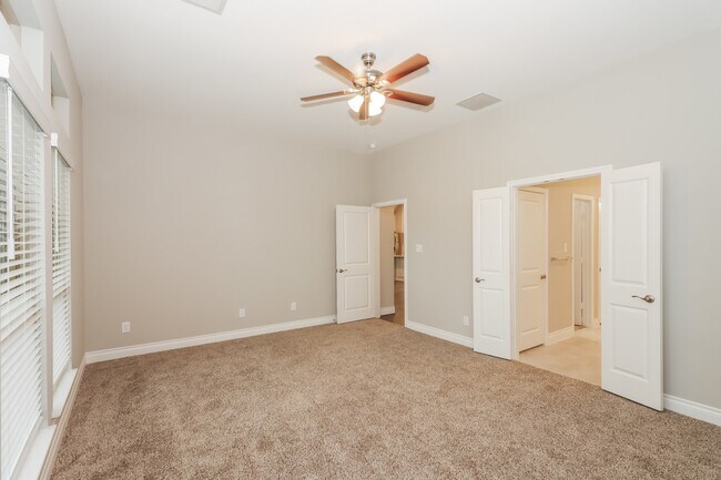 Building Photo - 8100 Tyrell Hgts Rd