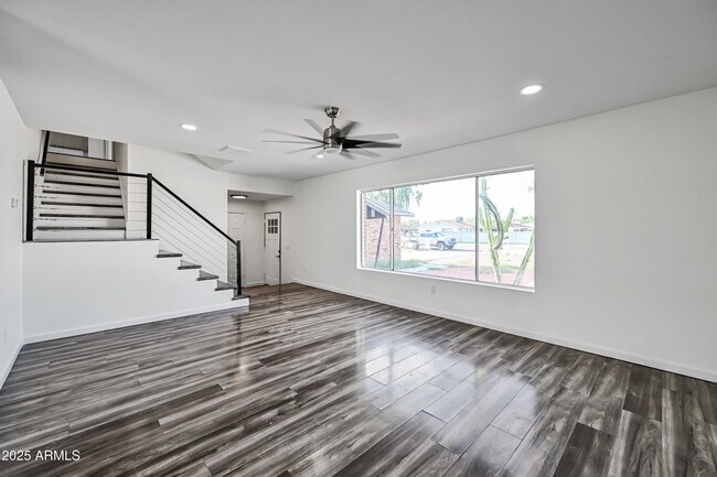 Building Photo - 5761 W Cholla St