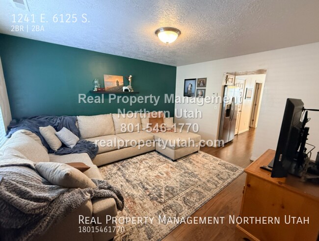 Building Photo - 1241 E 6125 S