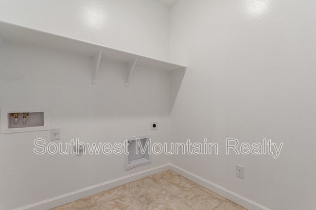 Building Photo - 38210 W Excussare Wy