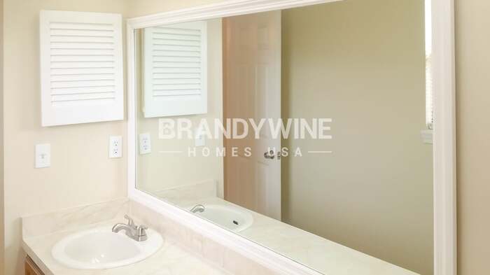 Building Photo - 6933 Huntington Woods Cir W