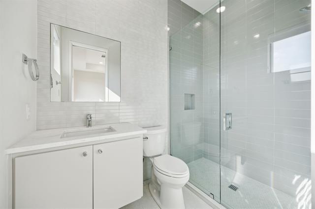 Building Photo - 3672 Asbury St