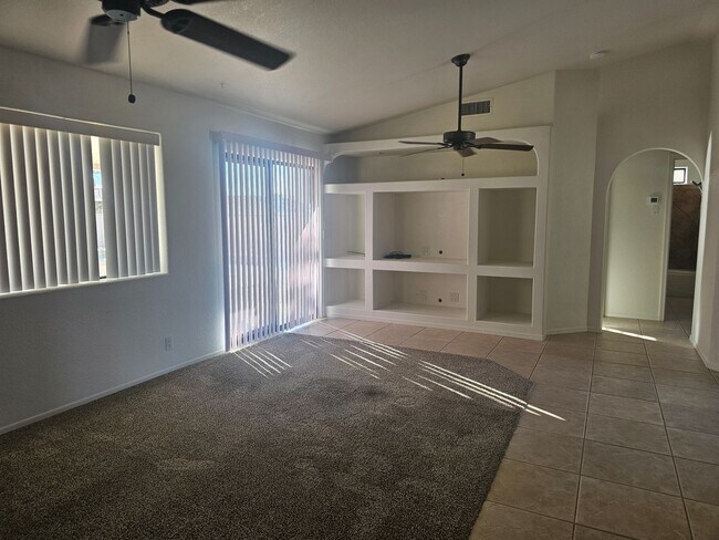 Building Photo - Unfurnished Long Term Pool & Spa