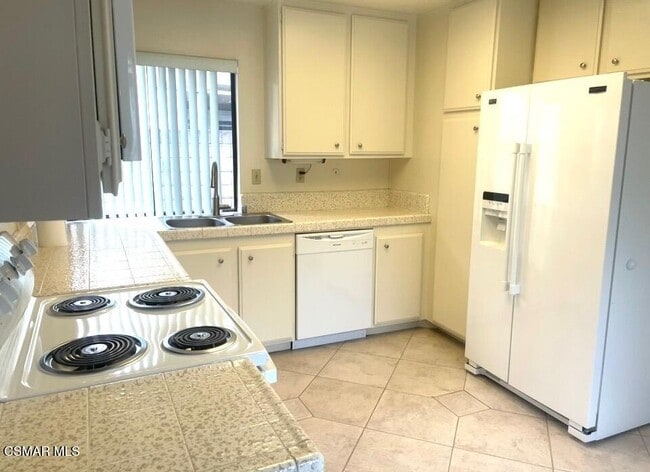 Building Photo - 4328 Forest Oaks Dr