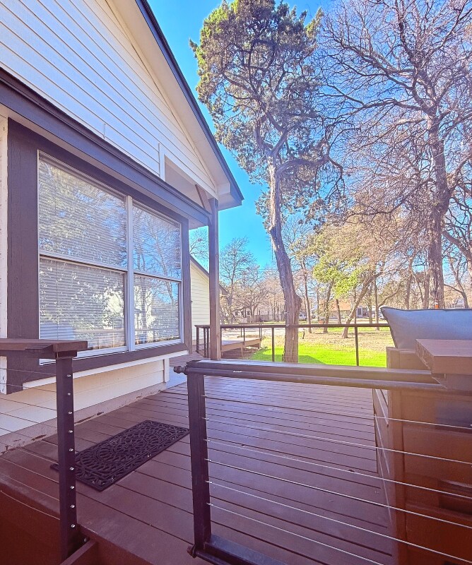 Building Photo - 11719 Bell Ave