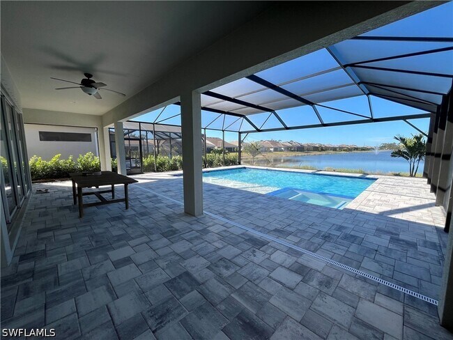 Building Photo - 3453 Pilot Cir