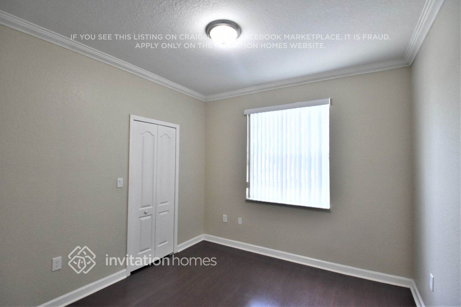 Building Photo - 1201 SW 144th Ct