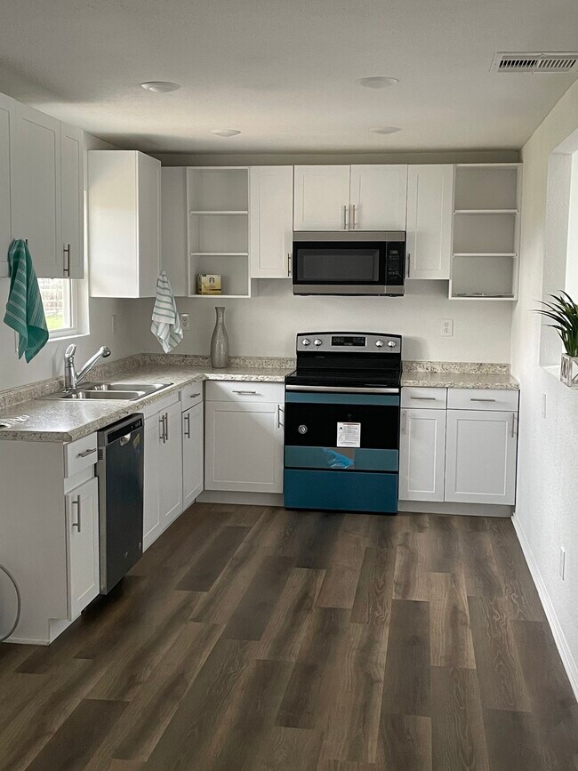 Building Photo - 1451 Janet Gale St