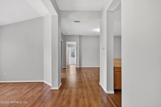Building Photo - 6377 Island Forest Dr