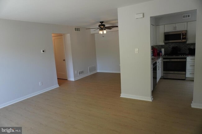 Building Photo - 1907A Ralston Dr