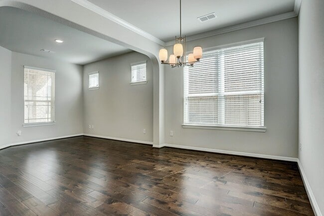 Building Photo - 3418 Pebble Creek Dr