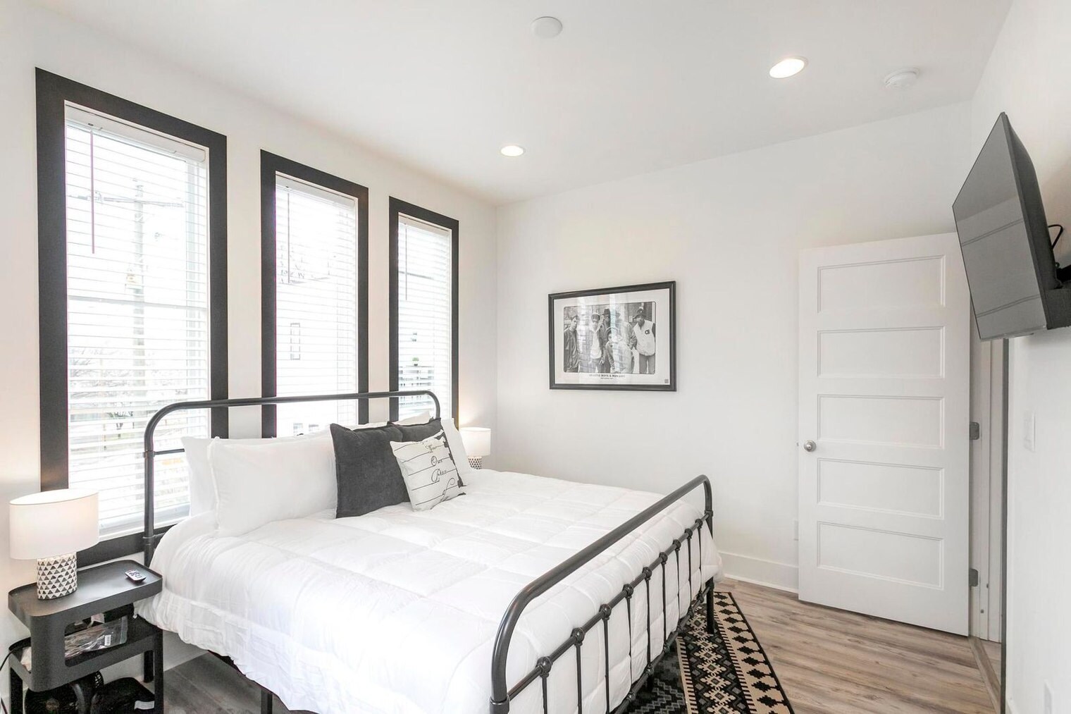 Building Photo - 1111 Baptist World Center Dr