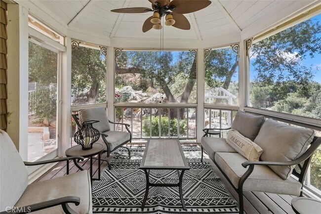 Building Photo - 35455 El Niguel Rd