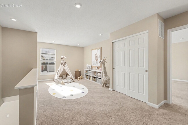 Building Photo - 2116 Penny Ln