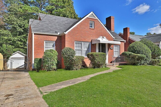 Building Photo - NOW ACCEPTING CITY OF ATLANTA 3-BEDROOM HOUSING VOUCHERS.