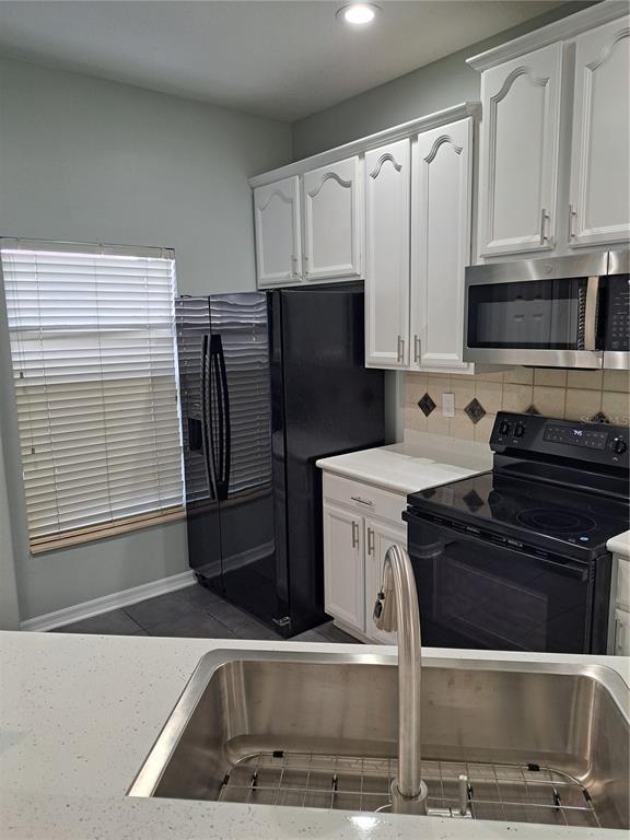 Building Photo - 1641 Fallmonte Ct