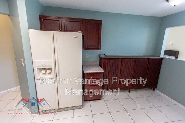 Building Photo - 4725 E Brown Rd