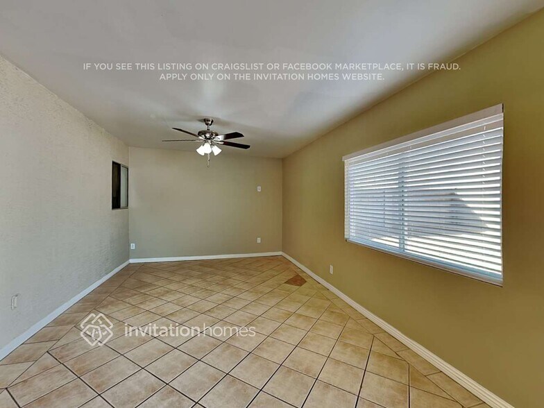 Building Photo - 12302 W Dreyfus Dr