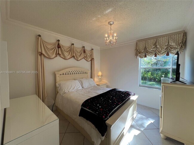 Building Photo - 3809 Eagle Ct