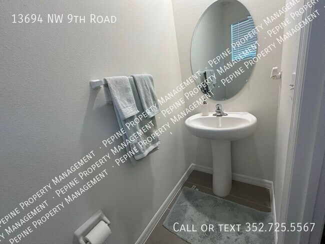 Building Photo - 13694 NW 9th Rd