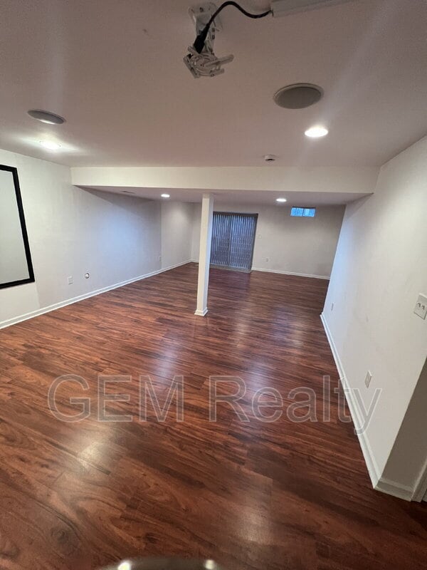 Building Photo - 11 Maggie Ct