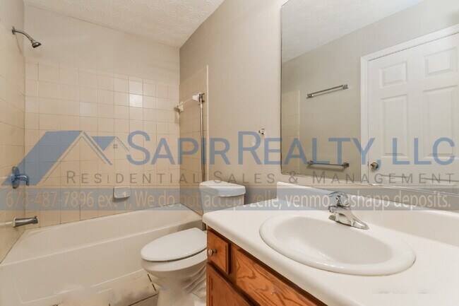 Building Photo - Move in before December 31st and get $100 OFF your rent for the first 3 months — PLUS a $250 Amaz...