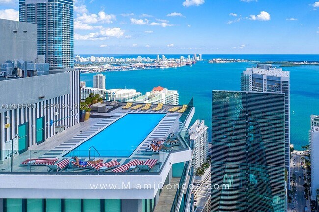 Building Photo - 801 S Miami Ave