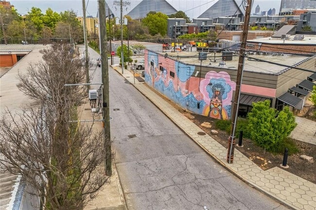 Building Photo - 230 Bradberry St SW