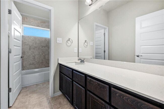 Building Photo - 143 Spiny Lizard Ln