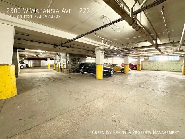 Building Photo - 2300 W Wabansia Ave