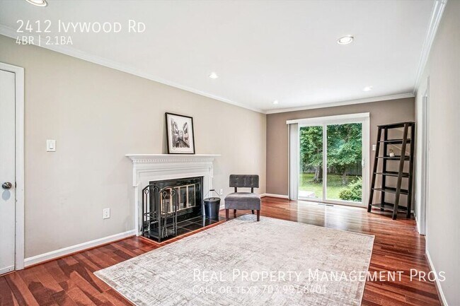 Building Photo - 2412 Ivywood Rd