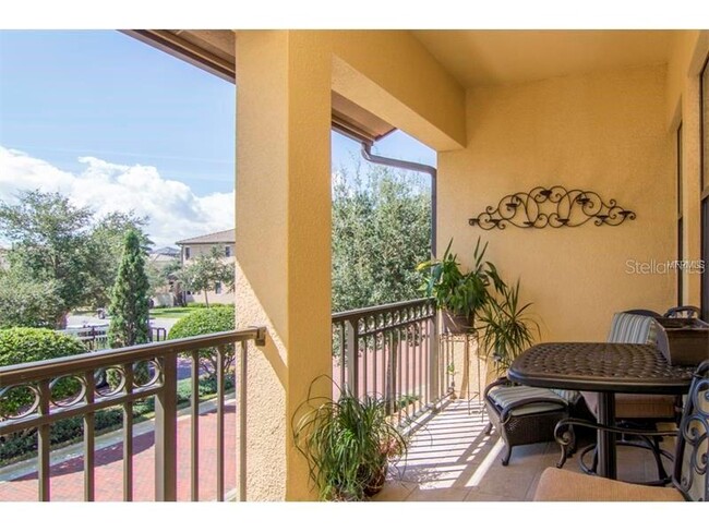 Building Photo - 4886 Yacht Club Dr