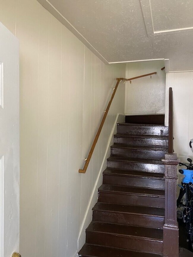 Building Photo - 840 Lafayette Ave SE