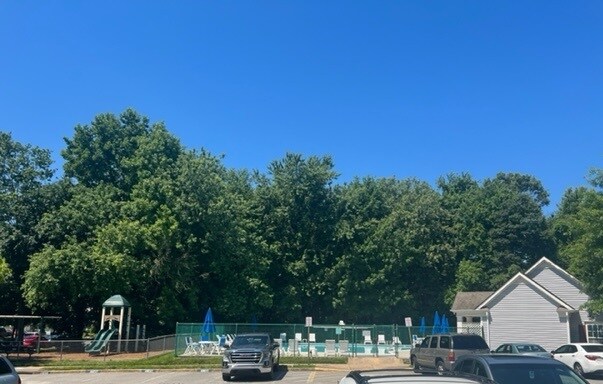 pool and playground - 7526 Coxton Ct