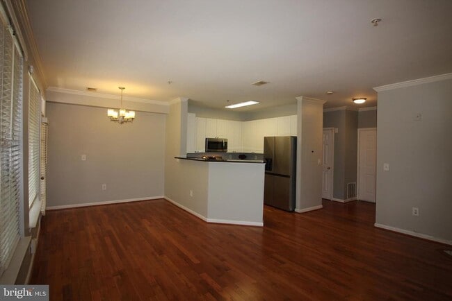 Building Photo - 2720 Bellforest Ct