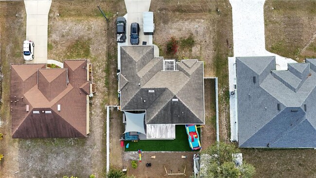 Building Photo - 3195 Mayflower Terrace