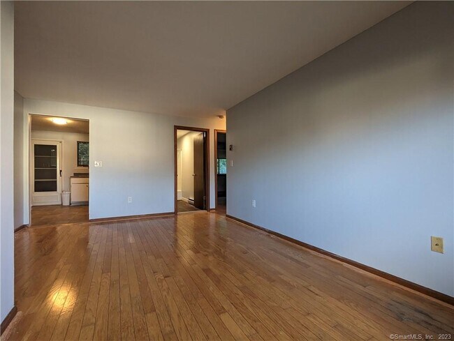 Building Photo - 11 Westgate St