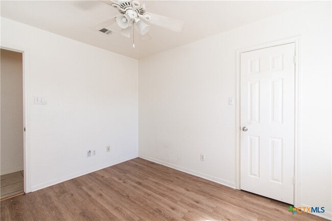 Building Photo - 5009 James Loop