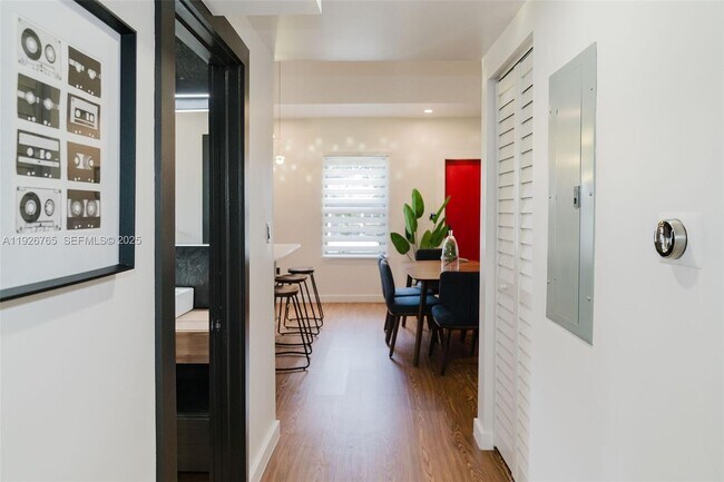 Building Photo - 1040 NW 120th St