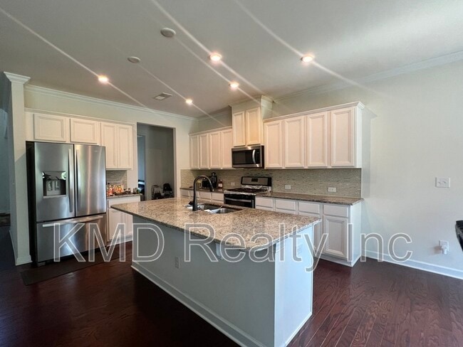 Building Photo - 8411 Flint Hill Dr
