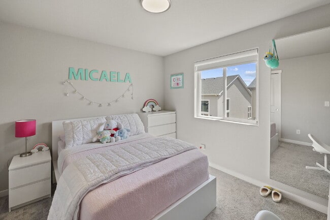 Building Photo - Beautiful 2 story home with 3 bedrooms in desirable Lorson Ranch Community.